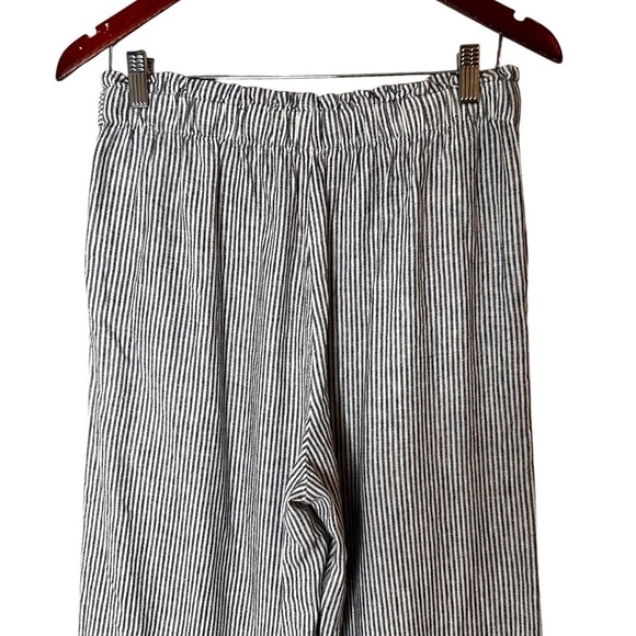 Ellen Tracy Women's Wide Leg Cropped Striped Linen Pants- Size Small - Picture 5 of 10